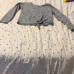 Gray long sleeve shirt